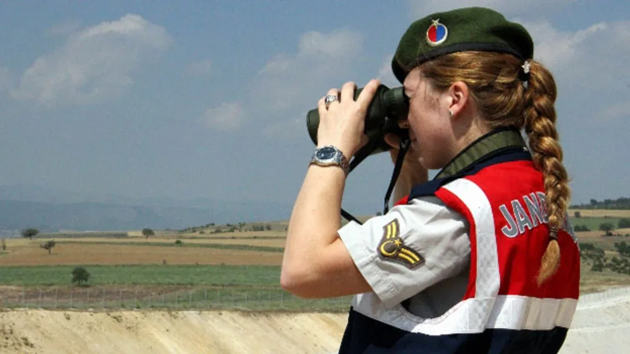 Kadın Jandarma